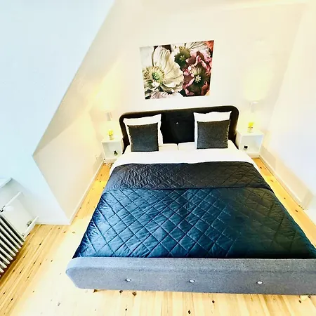 Aday - Gorgeous 1 Bedroom In 兰德斯